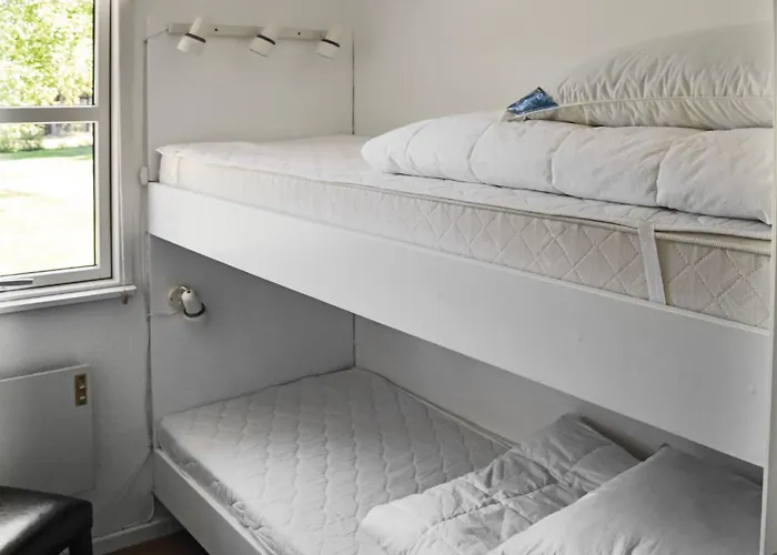 Three-bedroom In Hals